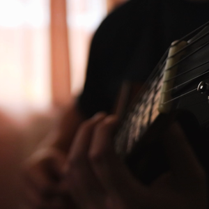 国产美女张开腿漏尿口桶100%
